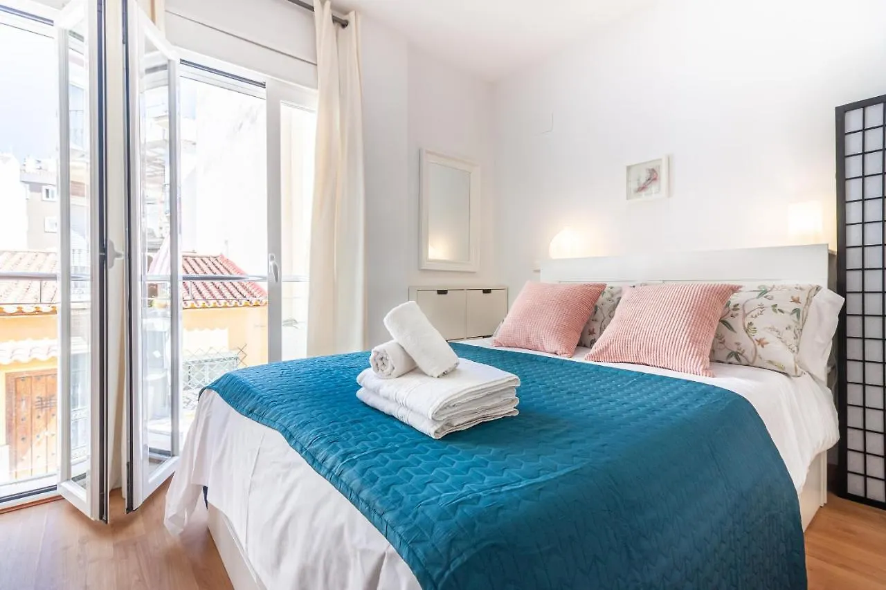 Sea & Wave Adela Boutique Apartment مالقة